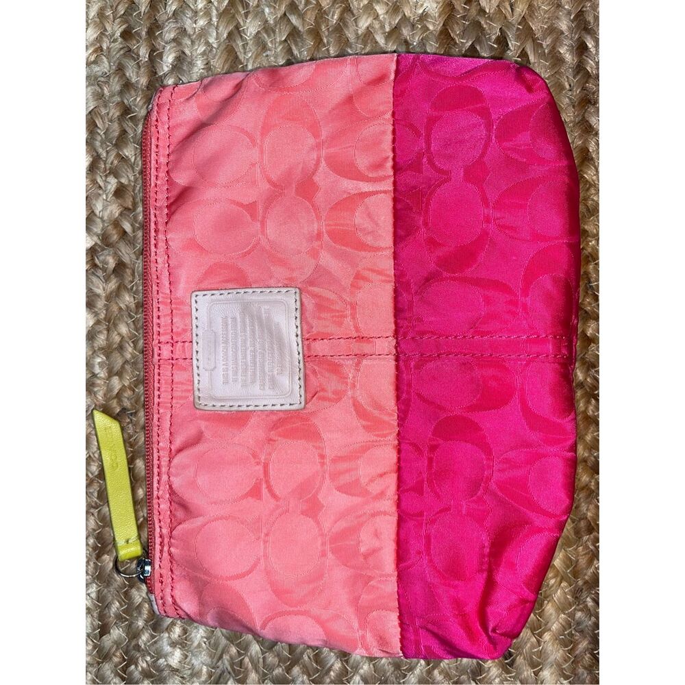 Coach Nylon Pouch (Two Tone Pink)